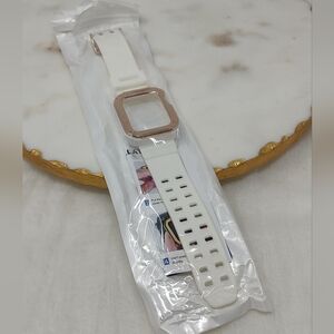 Elegant White and Gold Women's S Smart Watch Cover And Band